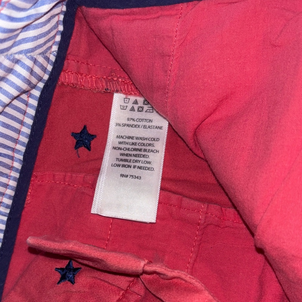 CAMBRIDGE DRY GOODS Stylish Red Star-Patterned Women's Shorts size 6 - Picture 8 of 8